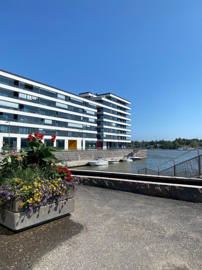 Sea View Lux Kalasatama Romantic Studio - Balcony & Coffee& Tee, Wifi, Gym &Sauna Helsinki Eksteriør billede